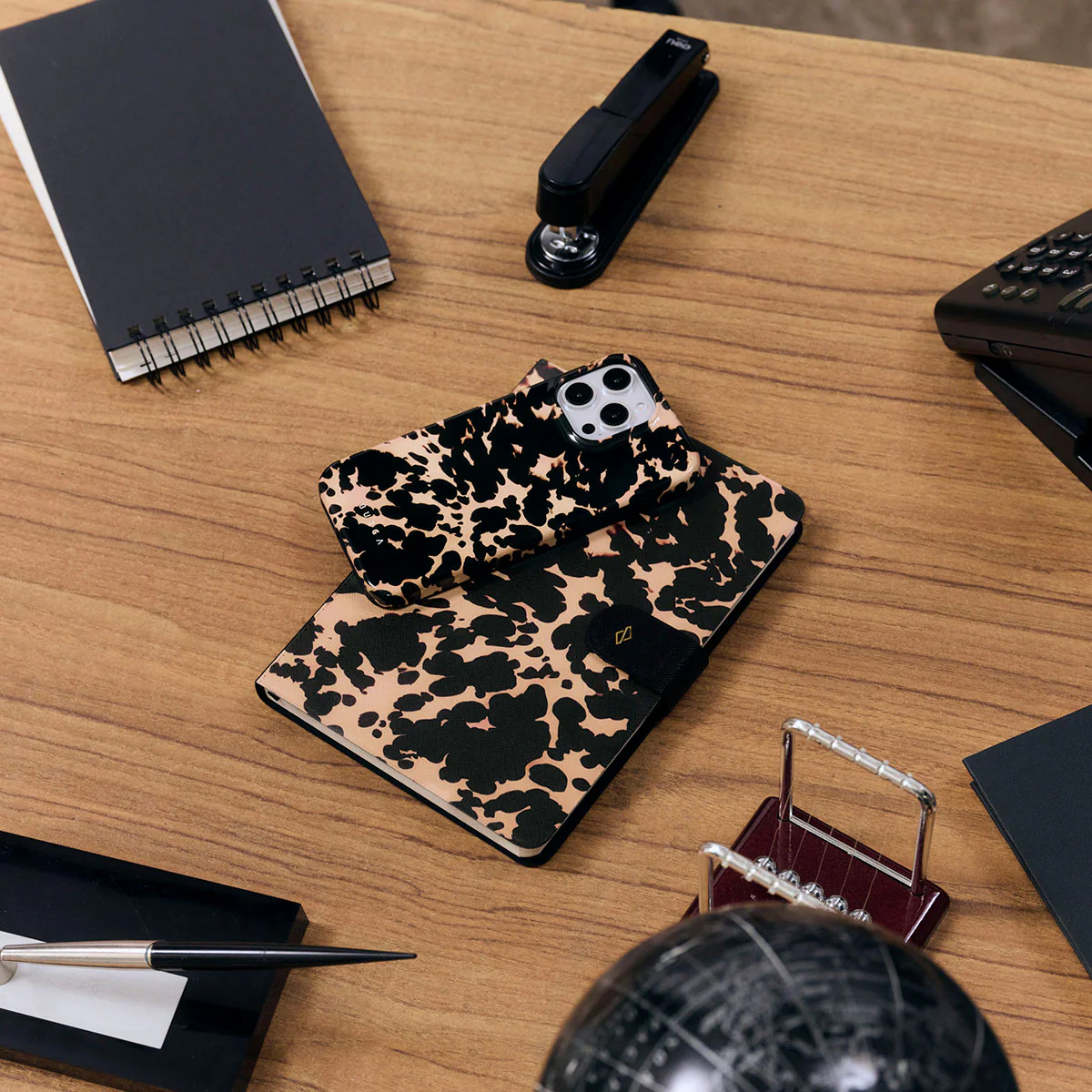 Betty - Samsung Galaxy S26 Plus Etui - Image 45